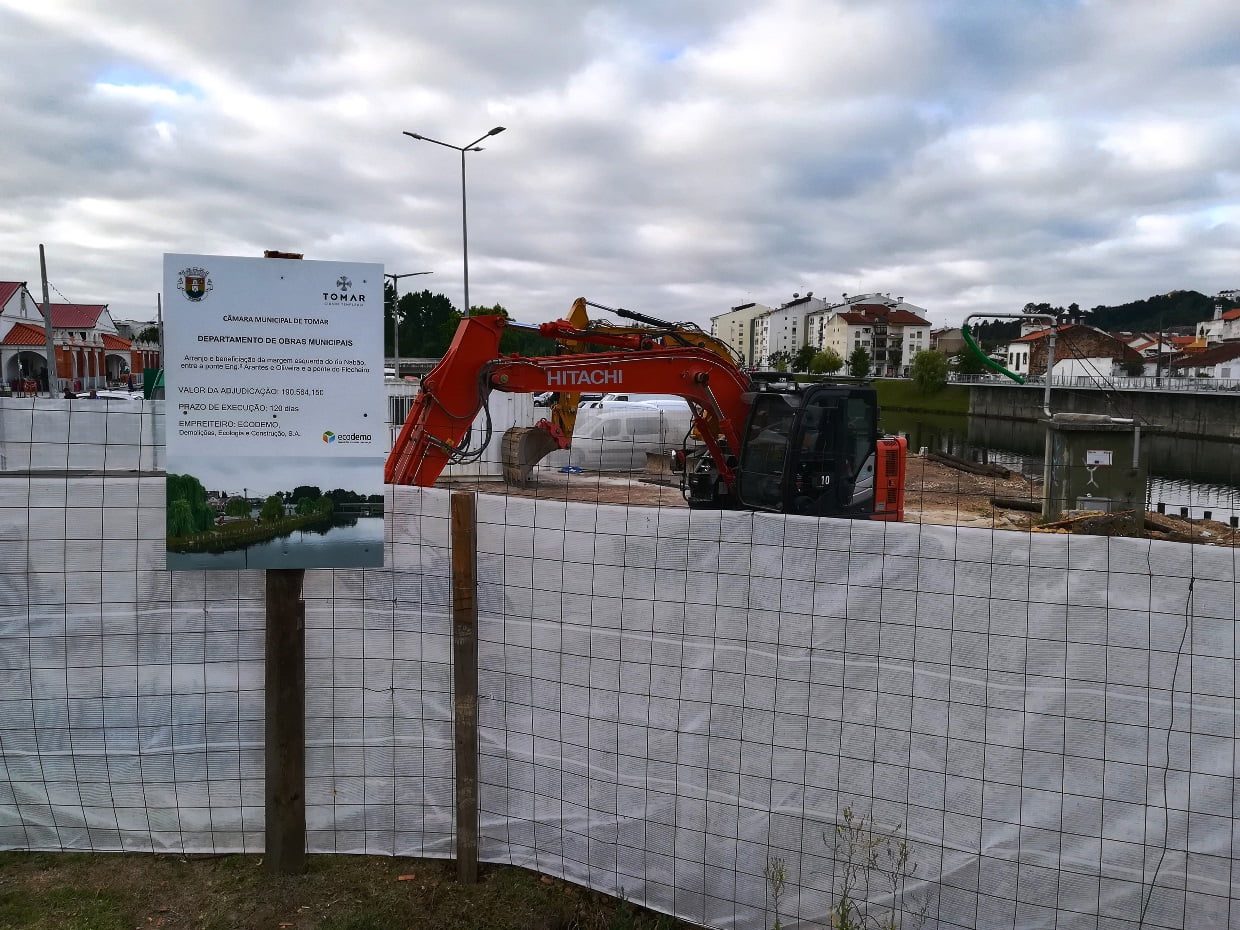 Obra de arranjo da margem esquerda já identificada obra margem rio IMG 20210704 075049
