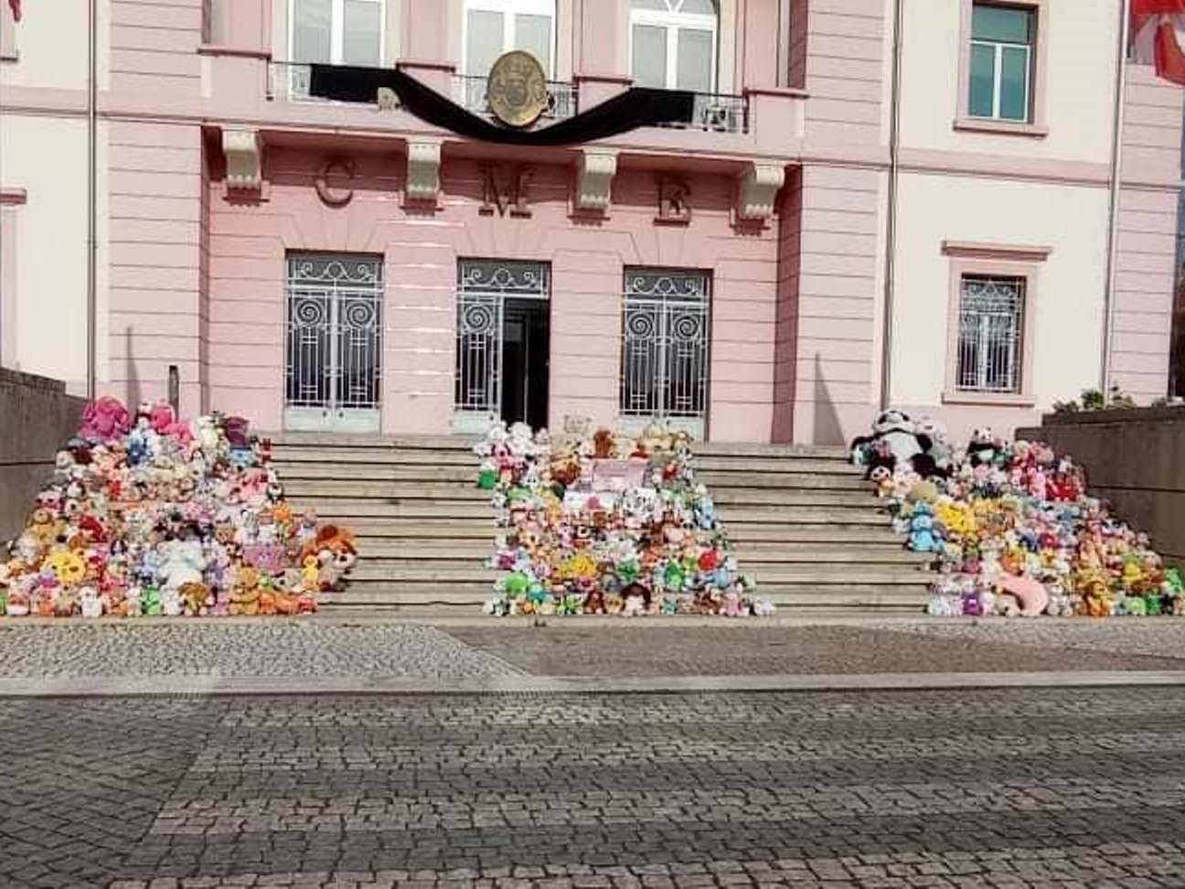 Autópsia da menina que morreu de acidente vai ser feita em Tomar entronc 5230 8749561790630482266 n