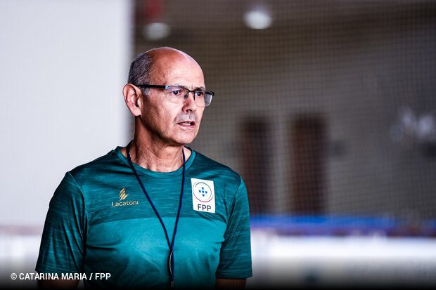 Antigo jogador do Sp. Tomar eleito diretor da Faculdade do Desporto de Coimbra vasco vaz