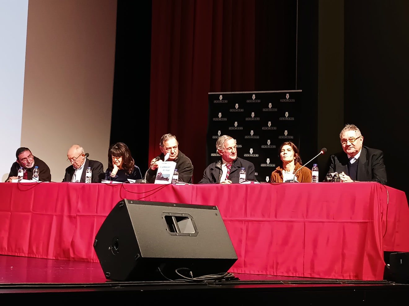 Livro “A Tentação do Mar” apresentado no Entroncamento A mesa da apresentacao do livro