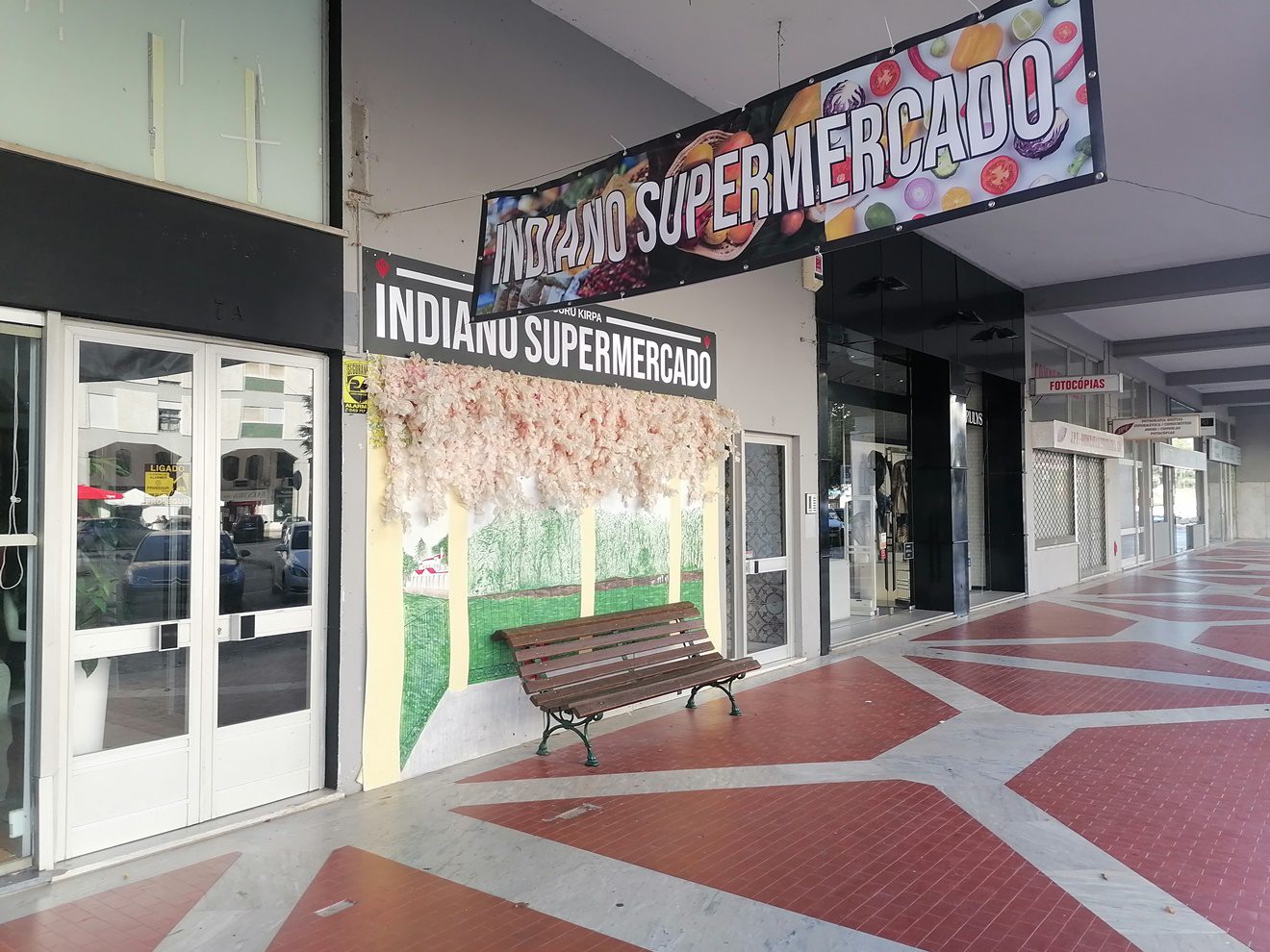 Lojas que abrem, lojas que fecham. A dinâmica dos negócios em Tomar indiano IMG 20241013 102516