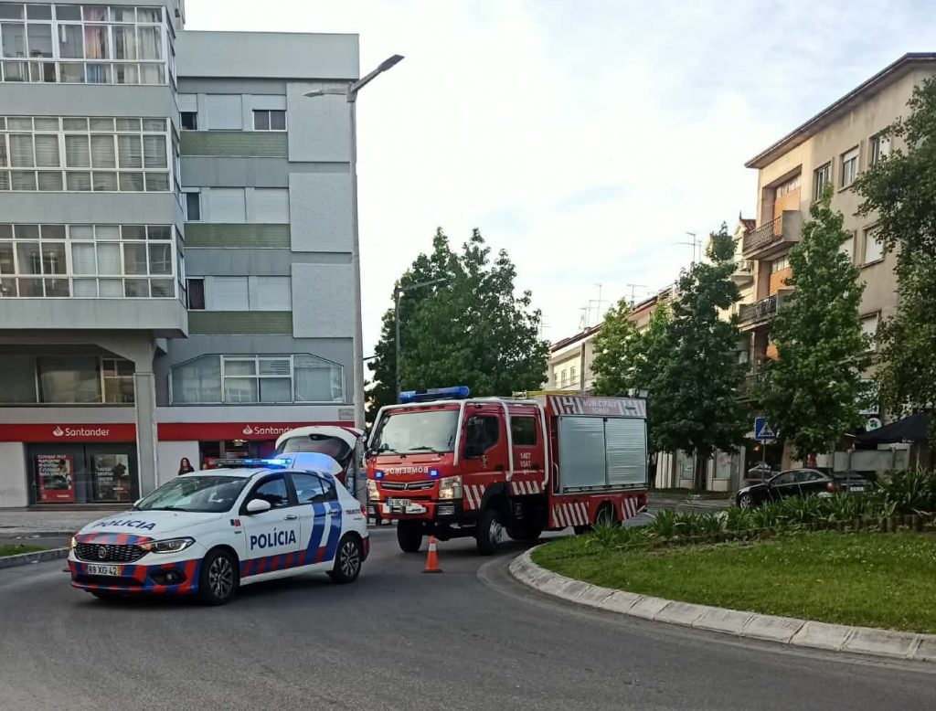 Motociclista fica ferido ao colidir com veículo ligeiro em Tomar acide 5C027 E981 4853 A31E BA0580DB1E54