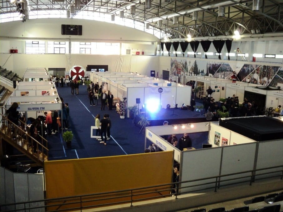 Feira da Educação no pavilhão municipal freee DSC04344