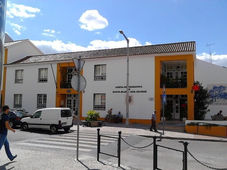 Tesoureiro da junta urbana contra atribuição de subsídios junta urbana santa maria olivais IMG 20150824 145717