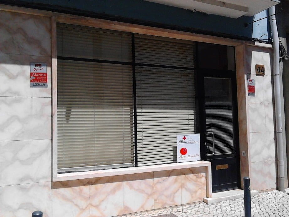Loja da Cruz Vermelha muda para a rua de S. João cruz vermelha IMG 20190430 123517