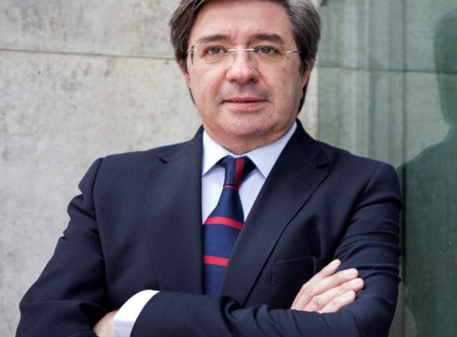 Eleições Europeias: candidato Paulo Morais (“Nós Cidadãos!”) no mercado de Tomar paulo morais