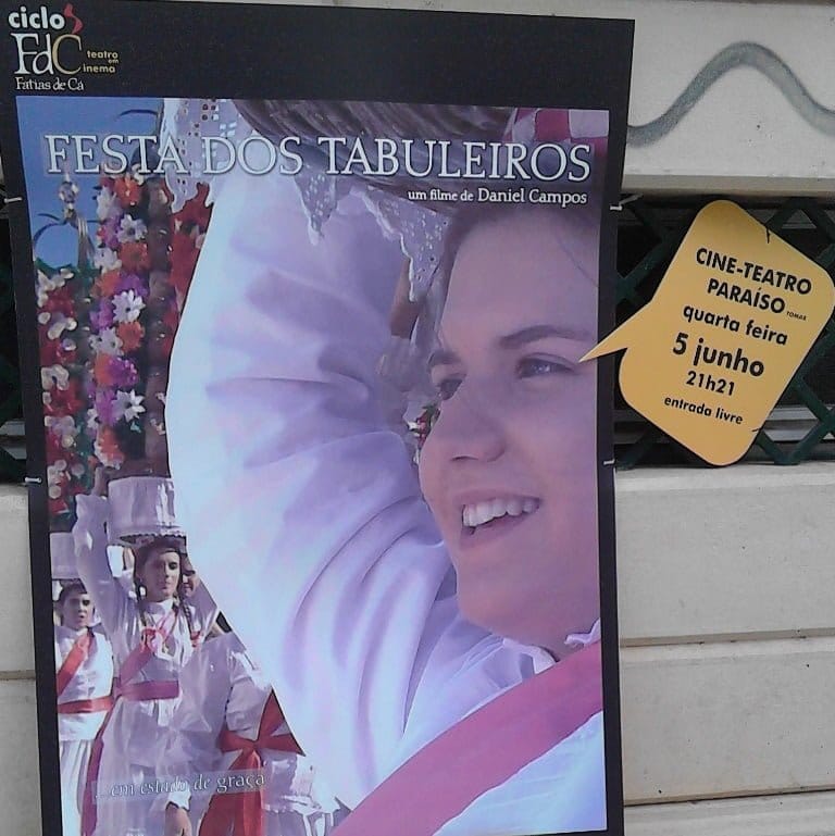 Filme sobre a festa dos Tabuleiros exibido no cineteatro 5 6 IMG 20190519 190016