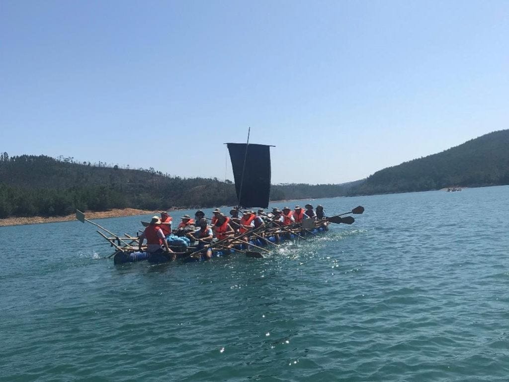 Mais de 200 escuteiros em jangadas improvisadas no rio Zêzere IMG 3915