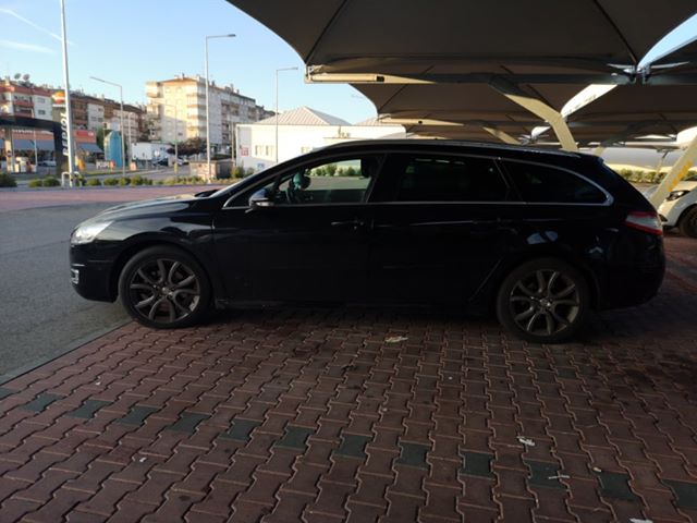 Estacionar “à patrão” insolito estacionam 7374046732235046912 n