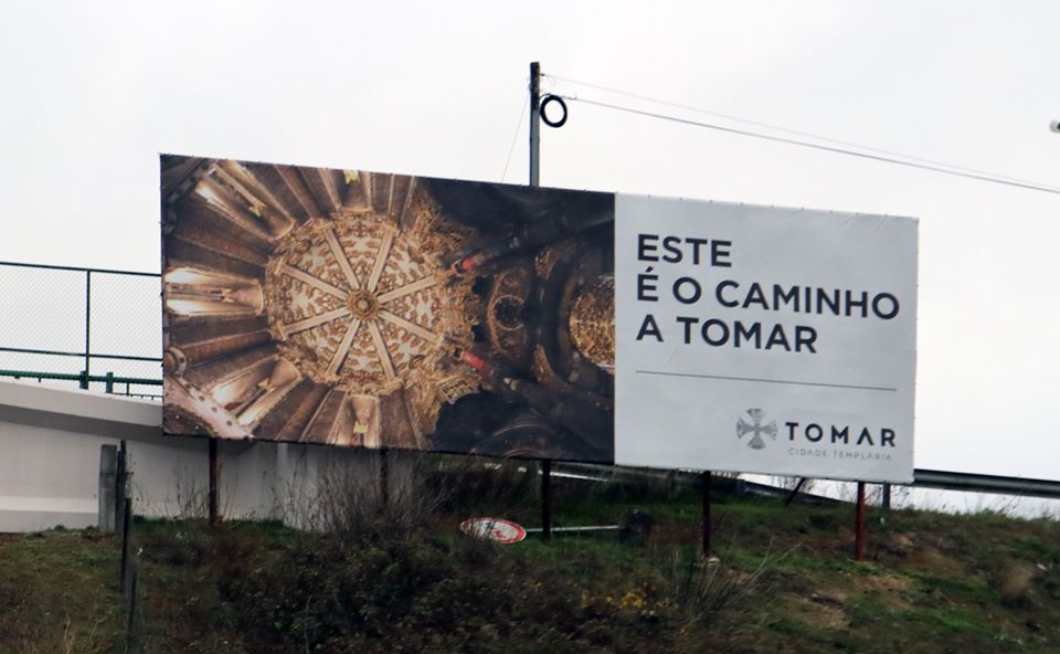 Câmara gasta quase 80 mil euros em outdoors outdoor 169 928005384554151936 o