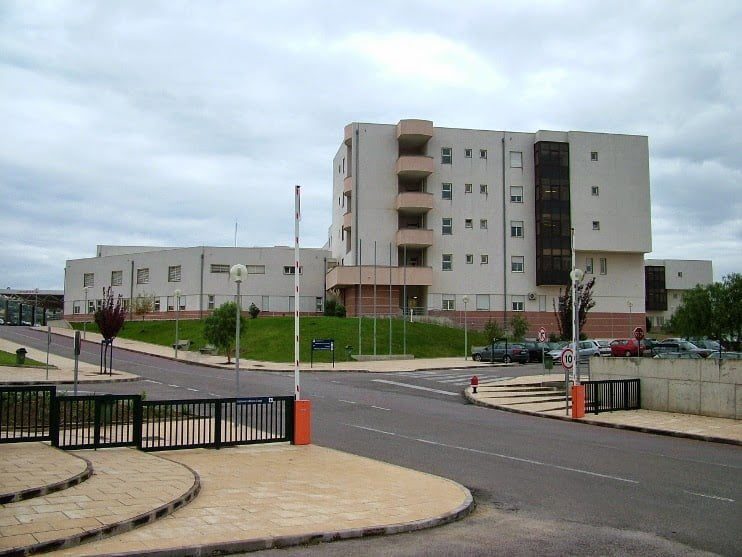 Centro Hospitalar demora mais de sete meses a pagar aos fornecedores hospital de Tomar DSCF2084