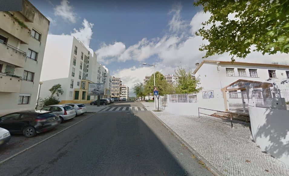 Apartamento assaltado em pleno dia em Tomar rua carlos pereira