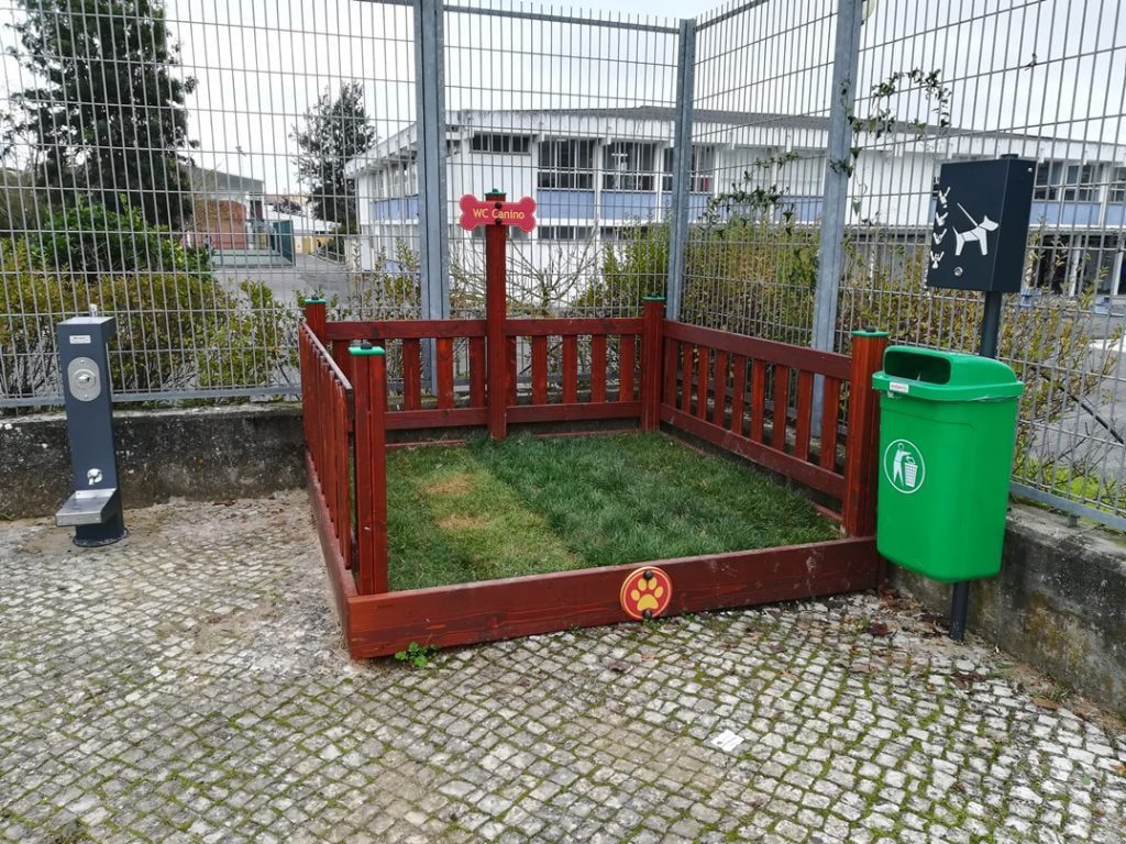 Obras do primeiro “WC canino” de Tomar já concluídas (c/ vídeo) wc canino caes IMG 20200114 112713