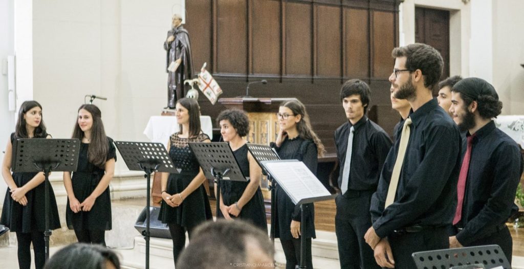 Coro Essence Voices atua na igreja da Misericórdia essence voices 1644 4725231789823408786 o scaled 1