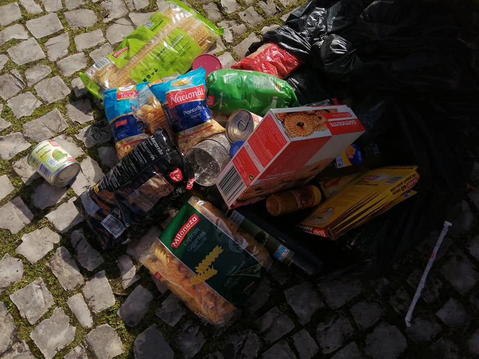 Mantimentos em bom estado encontrados no lixo mantimentos lixo 86291711550554112000 n