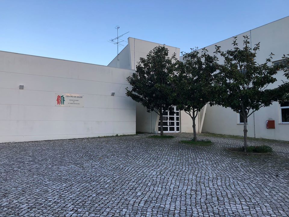 Ninguém atende o telefone no centro de saúde de Tomar centro de saude 00 550377476044357632 o