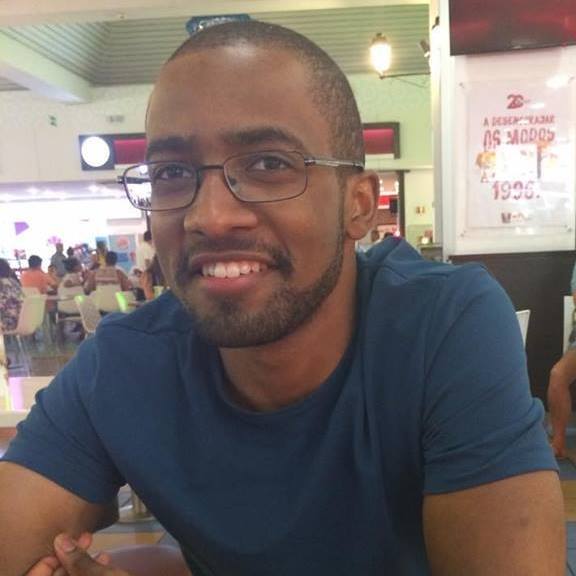 Abrantes: aluno morre ao cair de prédio de 3º andar Romick Vr Vieira