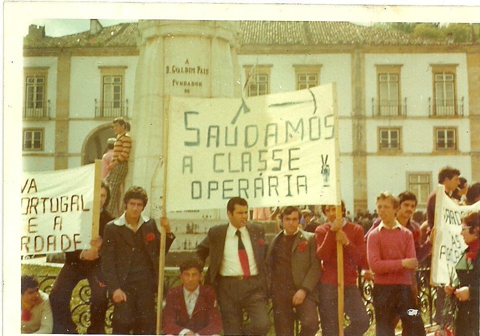 Imagem inédita do 1º de maio de 1974 em Tomar Tomar dia do trabalhador 1 de Maio de 1974
