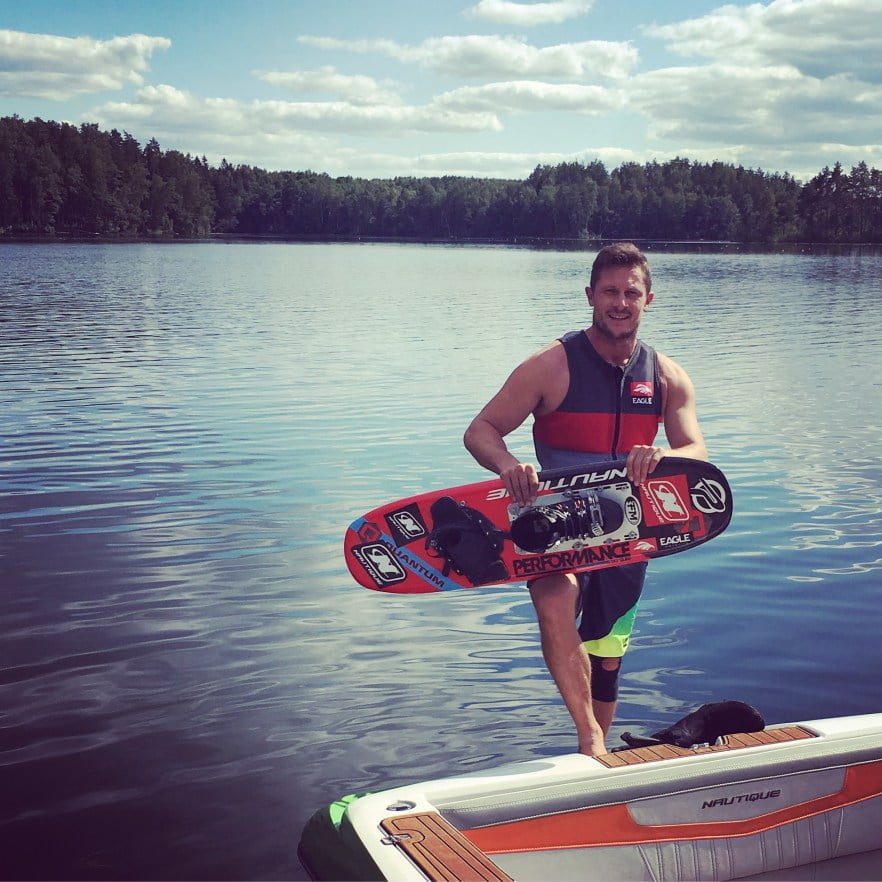 Castelo do Bode: campeão do mundo de ski ensina na albufeira (c/ vídeo) ski Aliaksei Zharnasek