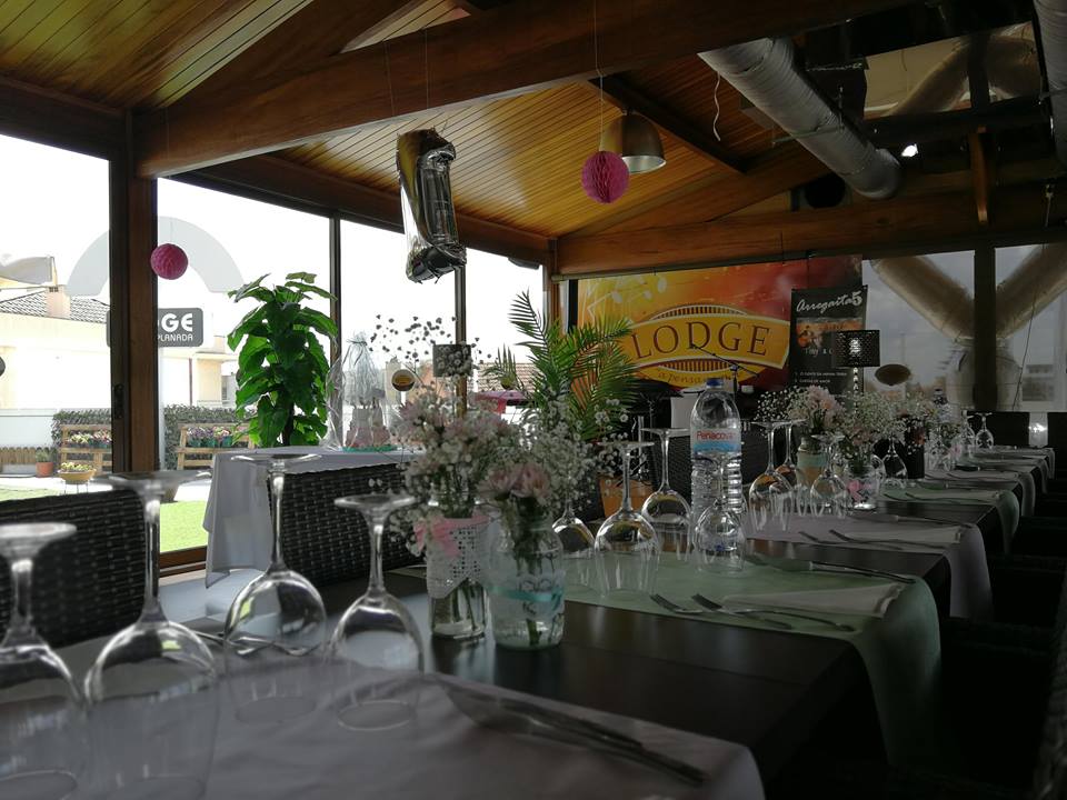 Restaurante Lodge comemora 10 anos lodge 83568513834156032 n