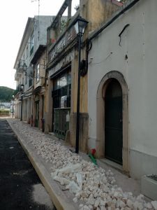 Moradores preocupados com candeeiros junto às habitações candeeiros 088743 8460989146850804264 n 1