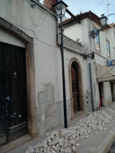 Moradores preocupados com candeeiros junto às habitações candeeiros 7982 1456457950663368544 n 1