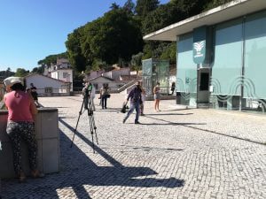 Consumidores sofrem ao sol para serem atendidos na Tejo Ambiente tejo ambiente IMG 20200826 095624