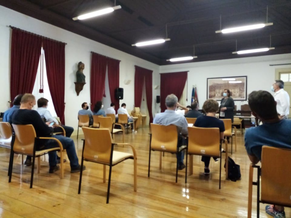 Câmara vende duas antigas escolas e um terreno em leilão disputado leilao 6489282089179411544 n