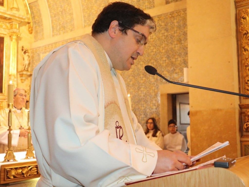 Vigário de Tomar comemora 47 anos padre rui tereso 87 587385003492318115 o