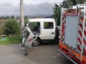 Colisão provoca um ferido grave. Duas crianças levadas para o hospital (c/ fotos) acidente IMG 20201114 124900
