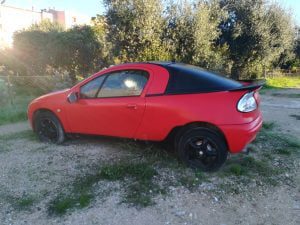 Há carros abandonados nas ruas de Tomar há mais de seis anos carro abandonado IMG 20201121 080600