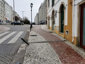 Carro despista-se na av. Marquês de Pombal (c/ vídeo) IMG 20210327 104238