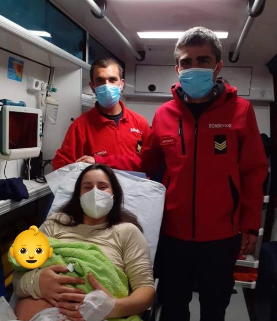 Ourém: bebé nasce em ambulância bebe ourem 8 8376708652893379085 n