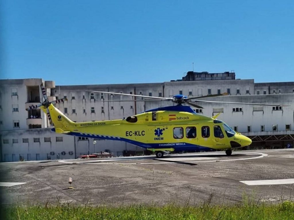 Criança ferida com gravidade em despiste de mota helicoptero inem 045 965061073440259905 n