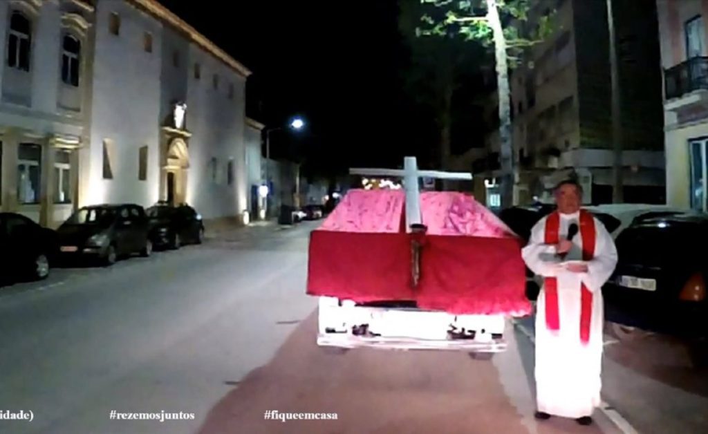 Via Sacra de automóvel pelas ruas de Tomar via sacra 8 scaled 1