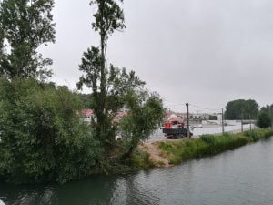 Arranjo da margem do rio junto ao mercado já começou mercado margem nabao IMG 20210616 074407