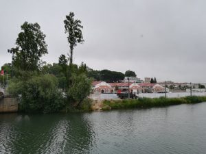 Arranjo da margem do rio junto ao mercado já começou mercado margem nabao IMG 20210616 074429