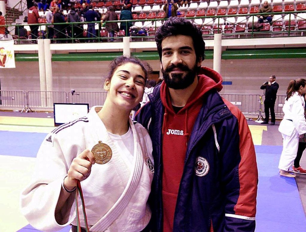 Greve da Groundforce atrasa partida da tomarense Patrícia Sampaio para Tóquio patricia sampaio e igor Foto3