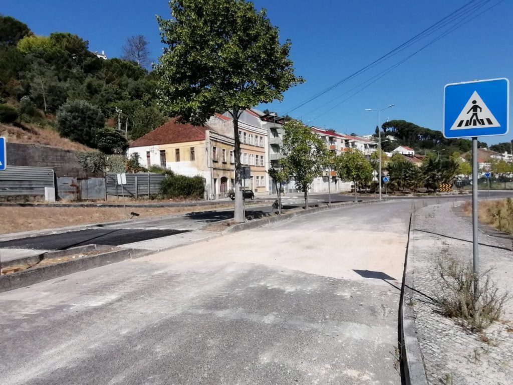 Câmara está a rebaixar algumas lombas / passadeiras lombas IMG 20210810 102055
