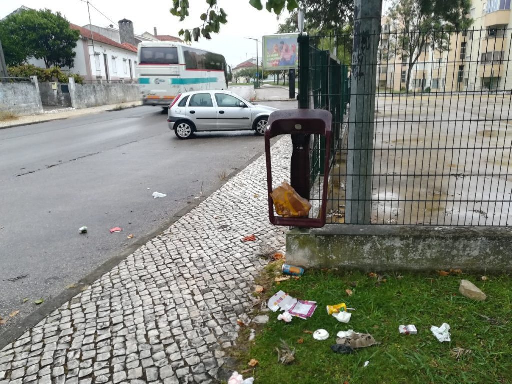 lixo IMG 20210908 075429