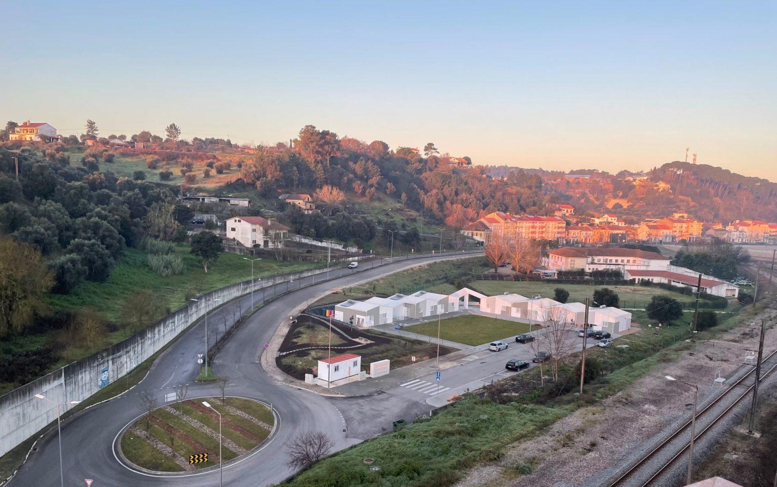Música alta e barulho não deixam moradores descansar bairro cigano gnr 973 6306641912242921398 n
