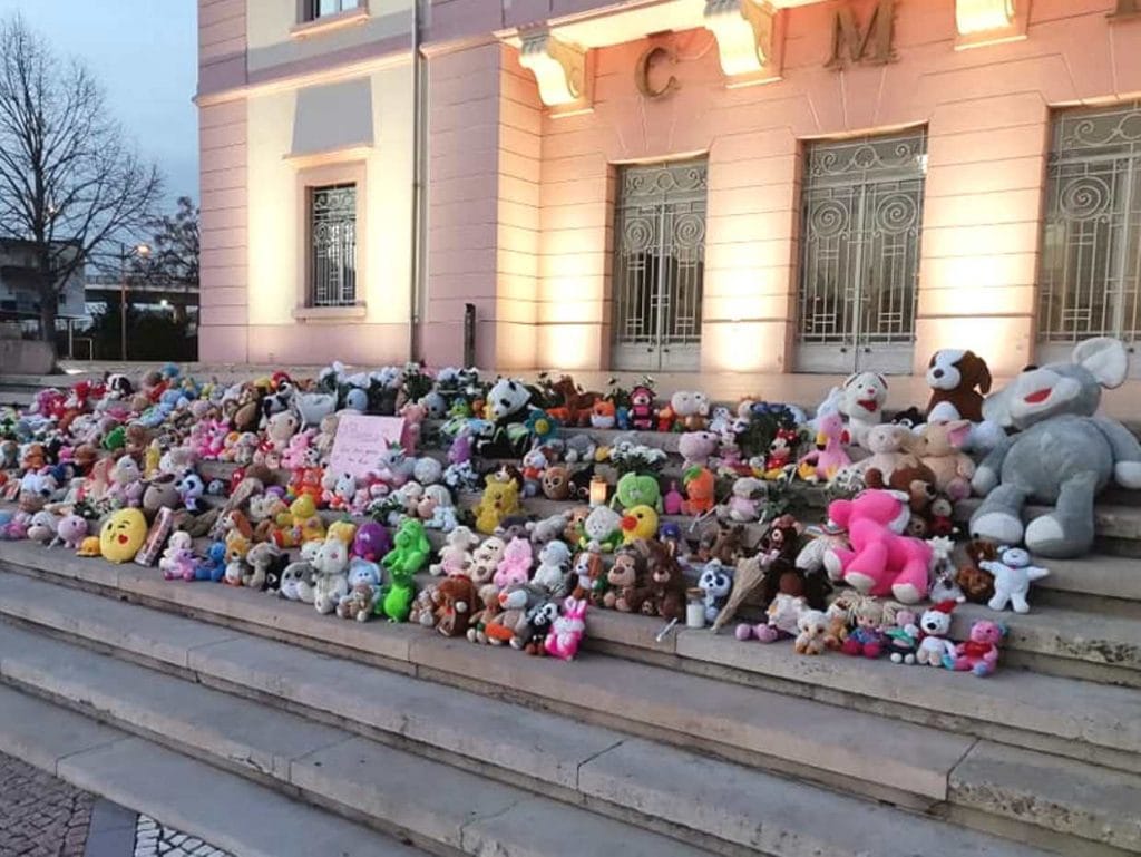 Entroncamento: homenagem impressionante à menina que morreu de acidente beatriz 2456961 3825979224994647702 n