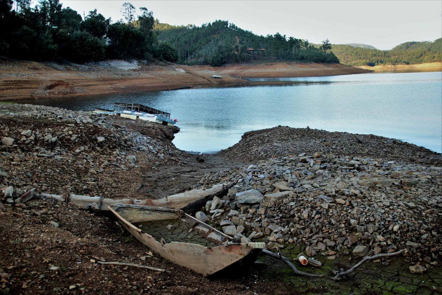Nível das águas no Castelo do Bode continua a baixar (c/ fotos) castelo bode agua carlos silva 70183 4265926983755291981 n