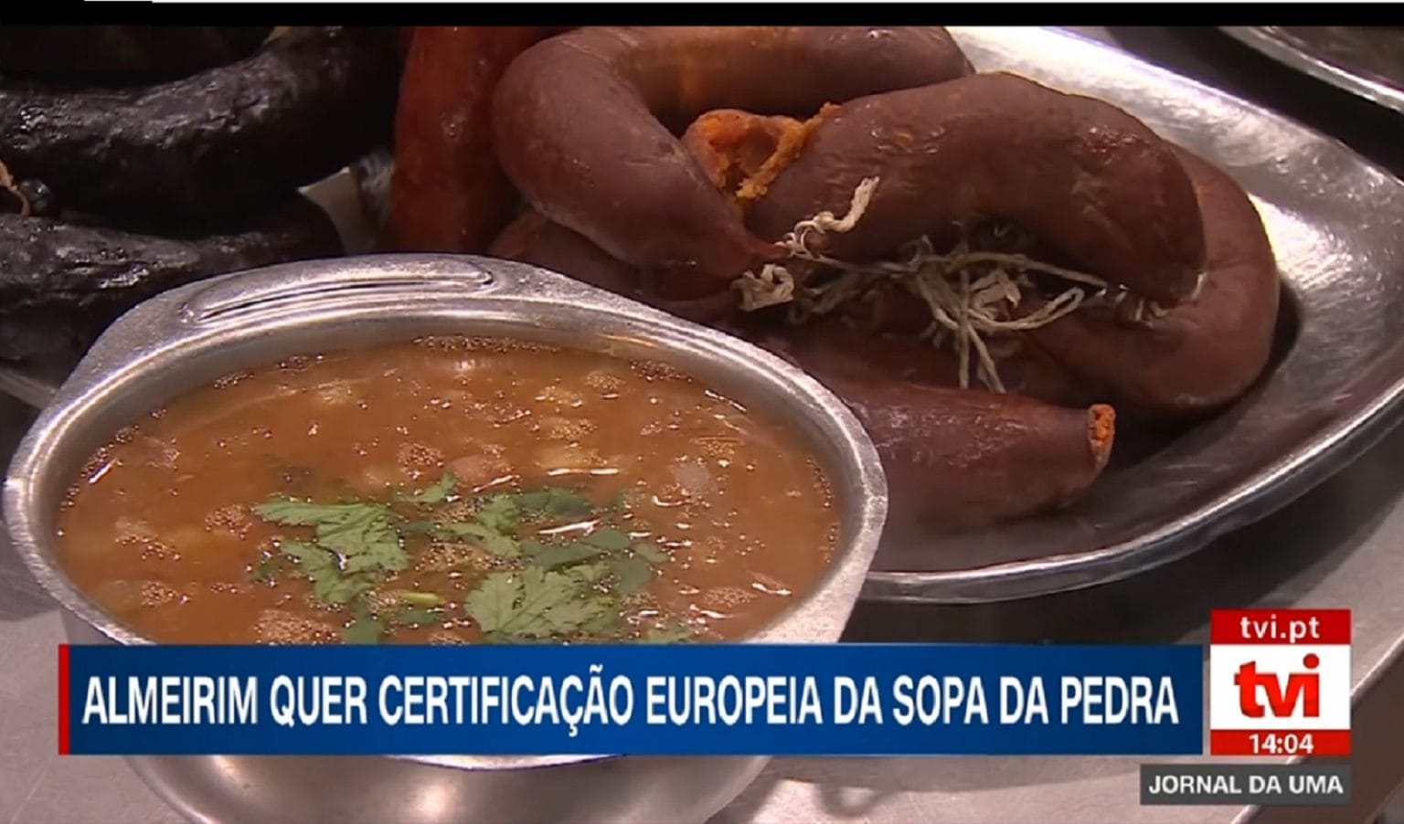 Almeirim quer certificação europeia da Sopa da Pedra sopa
