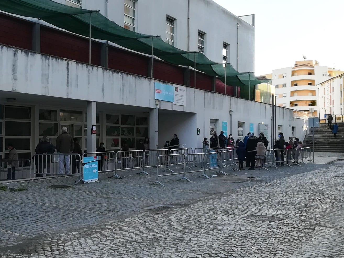 Começou hoje vacinação de crianças e professores vacin covid IMG 20220106 090632