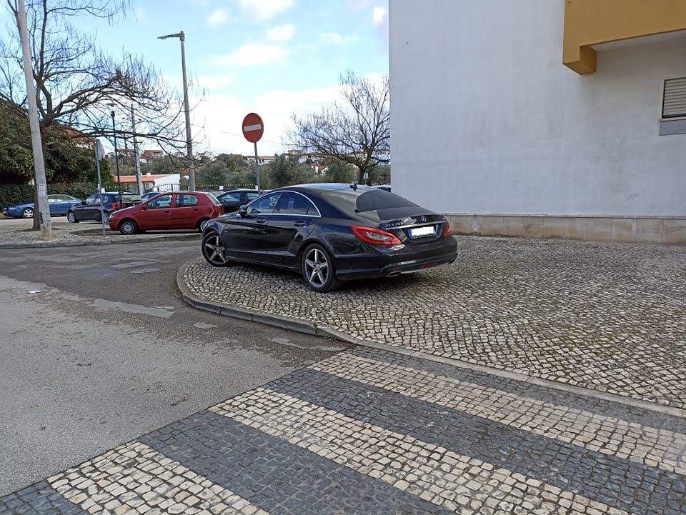 A foto é nossa, o comentário é seu estac 3193177591 8519008769014860869 n