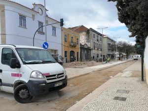 Obras na rua Torres Pinheiro na fase final (c/ fotos) Obras na av. Combatentes da Grande GuerraIMG 20220331 105341