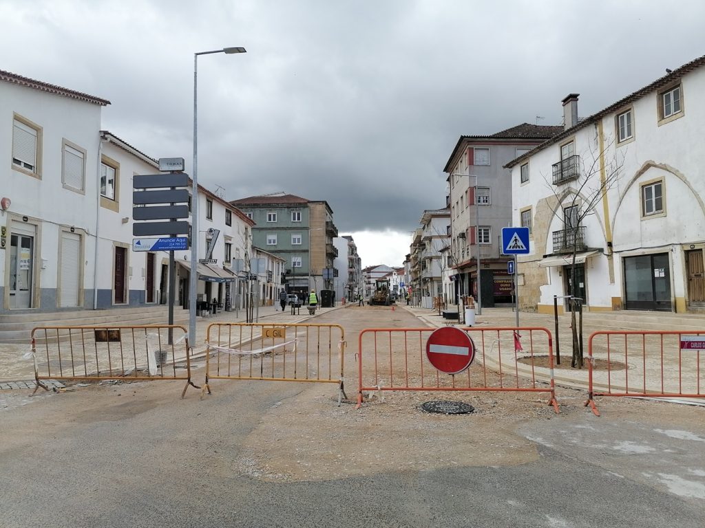 Obras na rua Torres Pinheiro na fase final (c/ fotos) Obras na rua Torres PinheiroIMG 20220331 105057