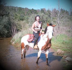 Égua de Laurene Guillot aparece morta por disparo de arma de fogo cavalo 7086901 8296483170238198078 n