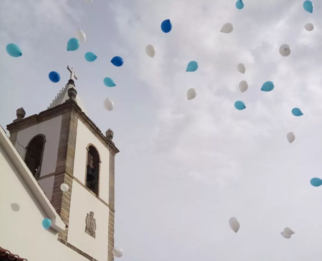 Emoção no último adeus a Santiago (c/ vídeo) sant 9779740612512 5354192603992583718 n